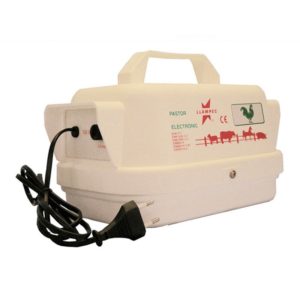 Para gallinas, Pastor eléctrico a Red de 230V antipicaje